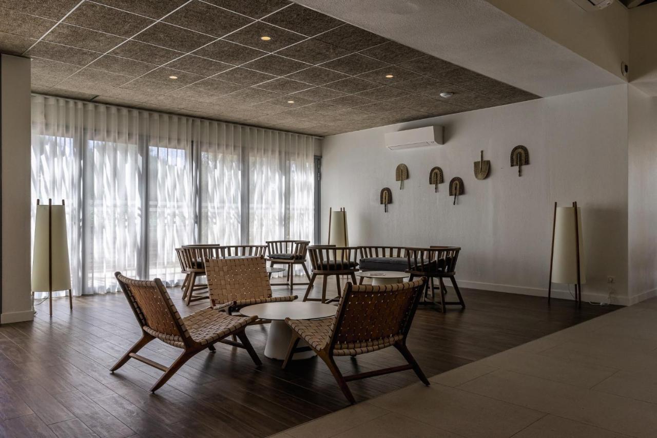 Belambra Clubs Presqu'Ile De Giens - Riviera Beach Club 耶尔 外观 照片
